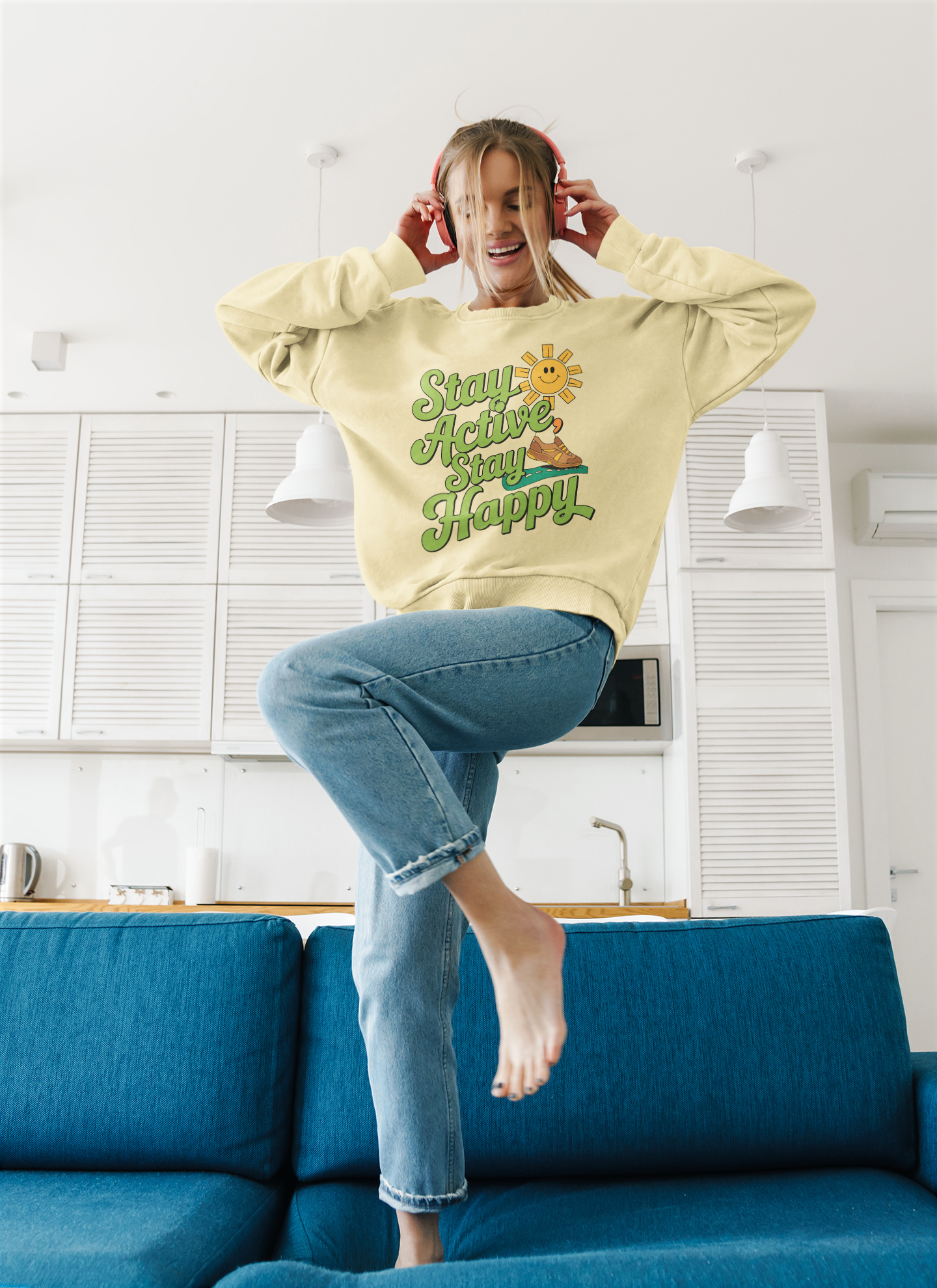 Motivational Stay Active Stay Happy Women Sweatshirt - Graffiti